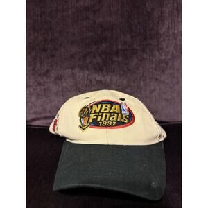 VTG Logo 7 Chicago Bulls Utah Jazz Hat Cap Beige Black Snapback NBA Finals 1997